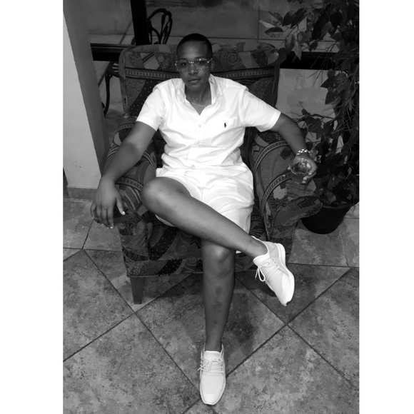 Meet your Posher, Sharolin - Picture 6 of 8